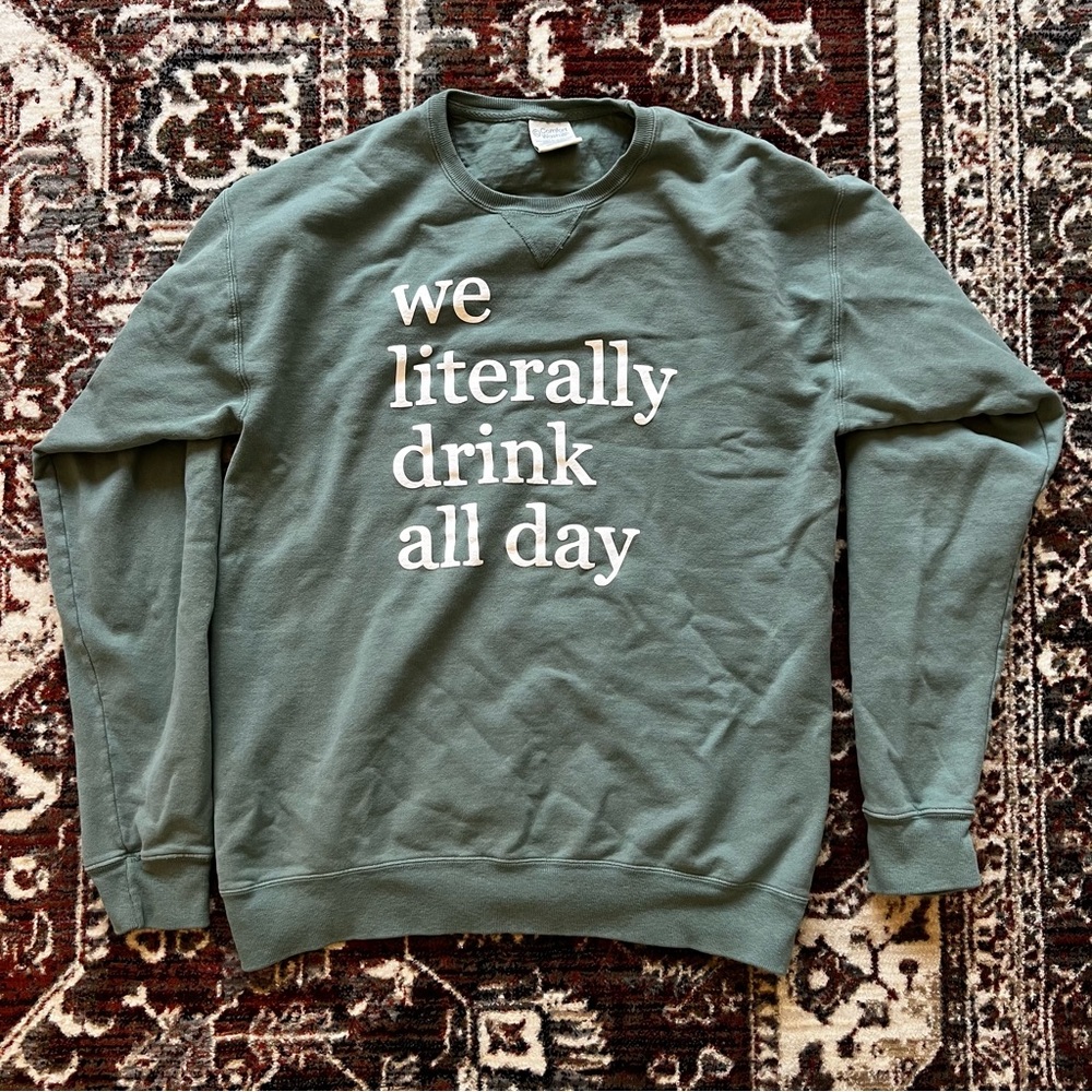 Ritual zero proof green sweatshirt M